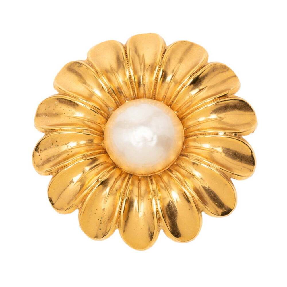 CHANEL Gold Pearl Brooch - Picture 1 of 3